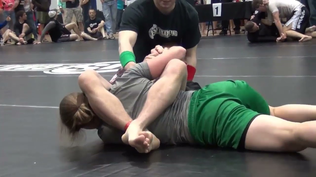 Boy Vs Girl Fight Bjj Image to u