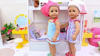 Baby Dolls Morning Bathroom Routine in Bunk Bedroom! Play Toys!