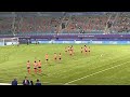 Cheering audience and Team China greeted with each other