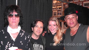 JEFF BECK, Narada Michael Walden Backstage.