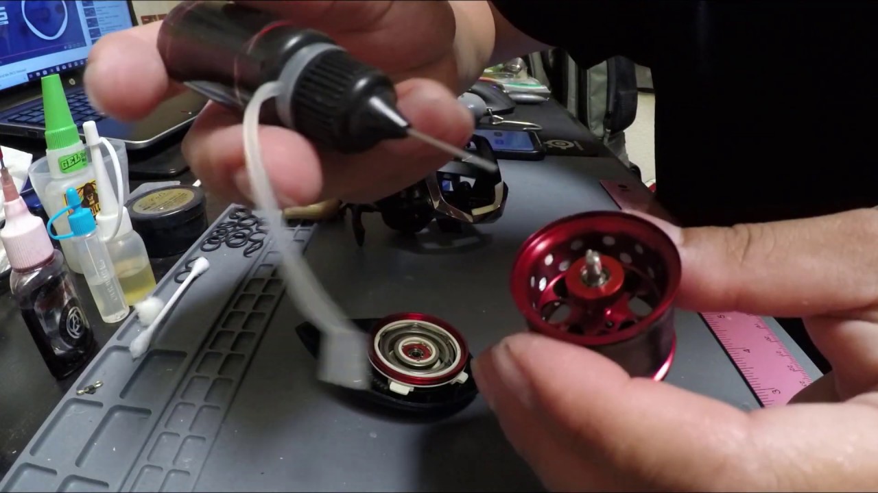 TackleTip Cleaning your reel bearings to cast farther. YouTube