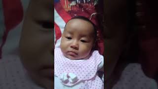 Salwa umur 3 bulan. Cute bangettt. Nangis kok gak ada air matanya sih dekk ??