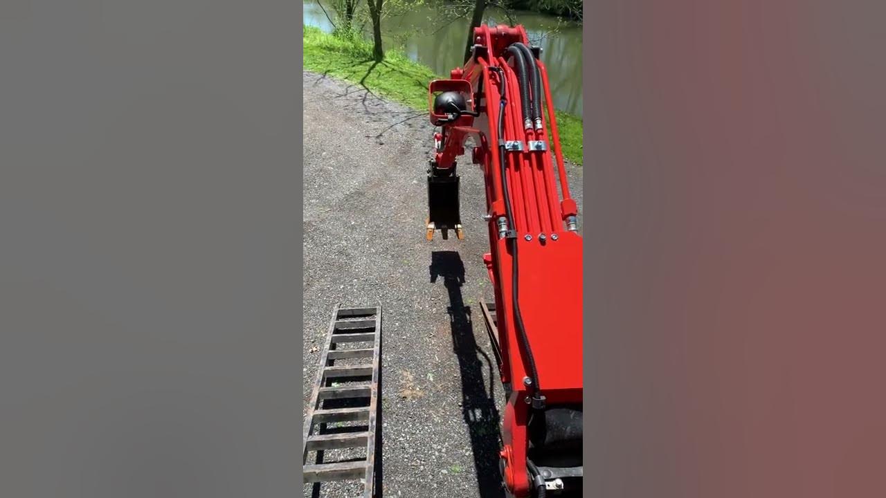 How to unload a trackhoe or mini excavator YouTube