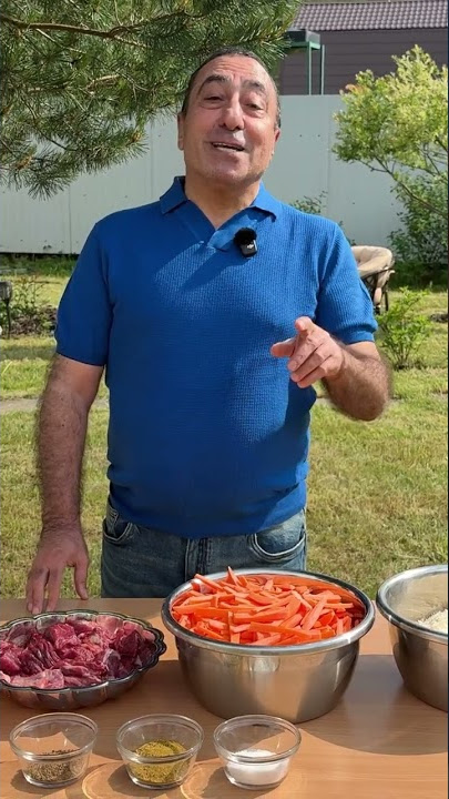 Көшеде сексуалды көйлек киген қыздар видео