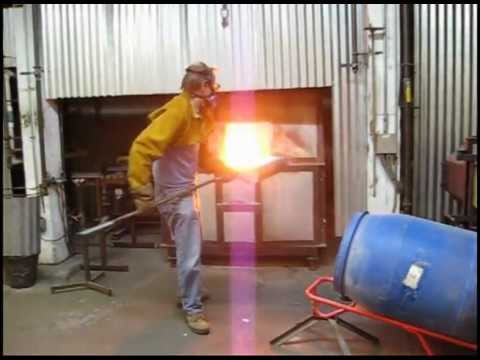 Glass blowing basics tutorial 3 - What is in our g...