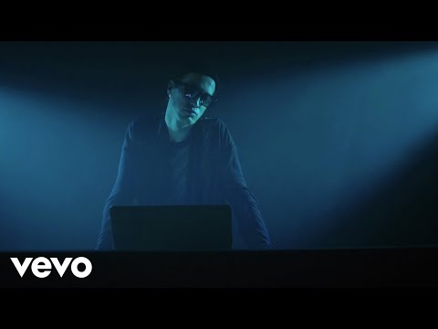 Marlon Williams - Party Boy (Official Video)