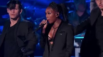 Brandy Performs "Sittin