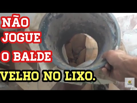 Guarde o balde velho, tire o fundo ele será útil.