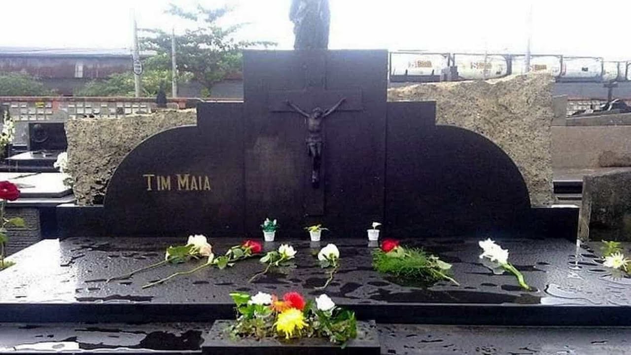 TÚMULO TIM MAIA