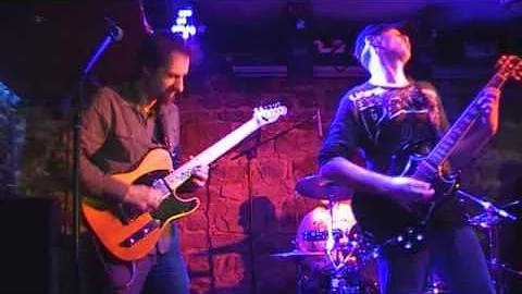 No Age & Marc Schaeffer  intro, solo Gilmour et im...