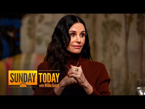 Courteney Cox Reveals The Issue Behind Rewatching Herself On ‘Friends’