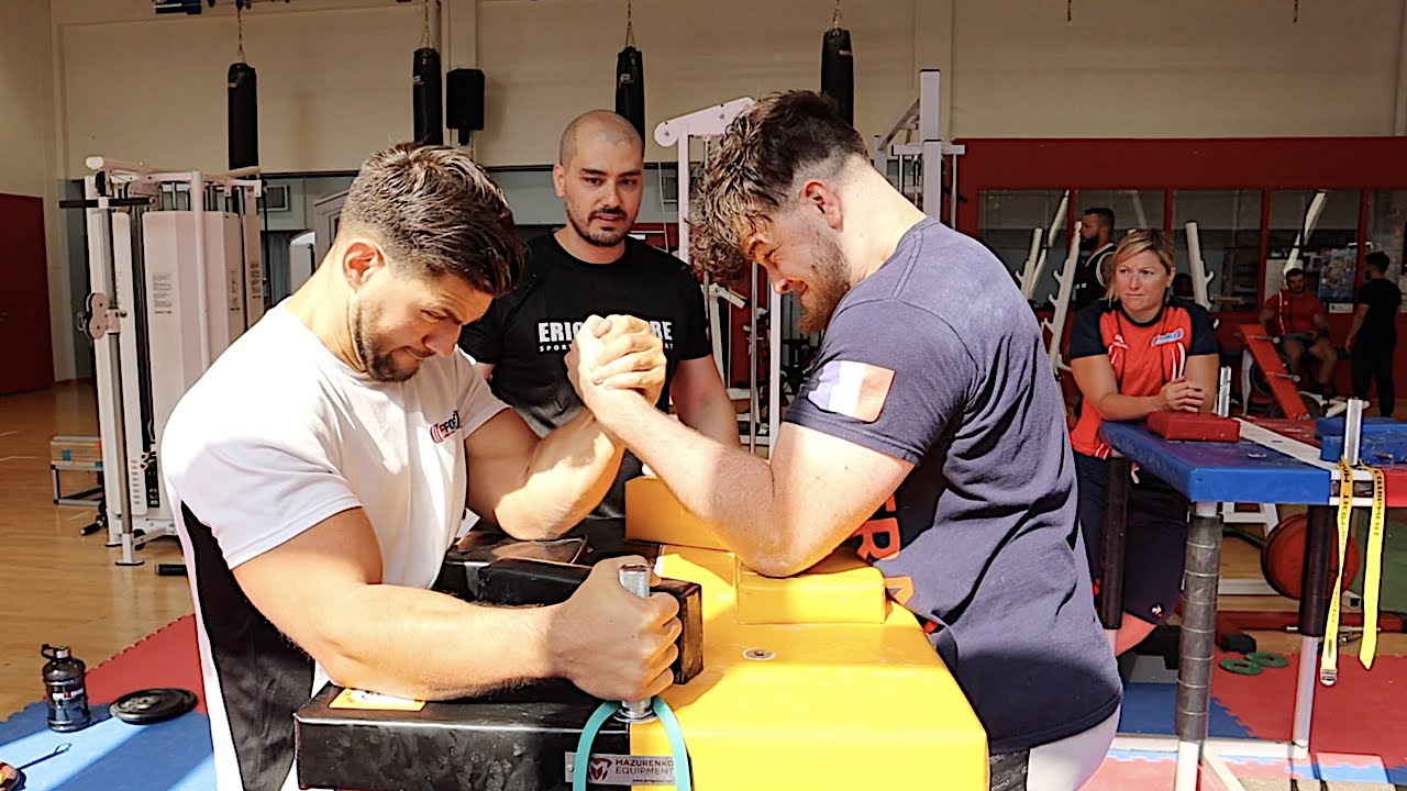 COMBATS ENTRE LES MEMBRES DE L'ÉQUIPE DE FRANCE DE FORCE ATHLÉTIQUE BRAS DE FER SPORTIF YouTube