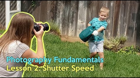 How to Use Shutter Speed to Freeze or Blur Motion - Photography Basics (Lesson 2)