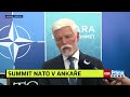 Trump byl zdrženlivý, k Babišovi jsem se choval vstřícně, řekl Pavel v Ankaře