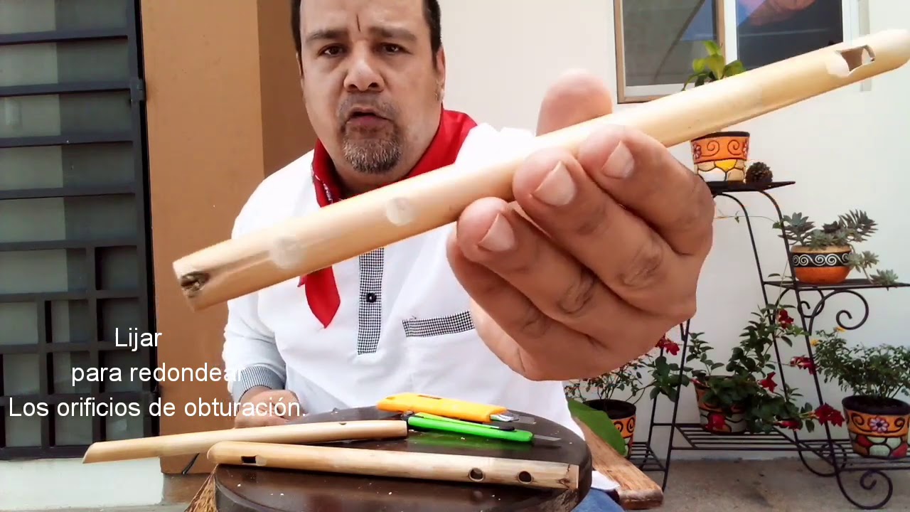 ¿Como hacer una flauta de carrizo de tres agujeros?