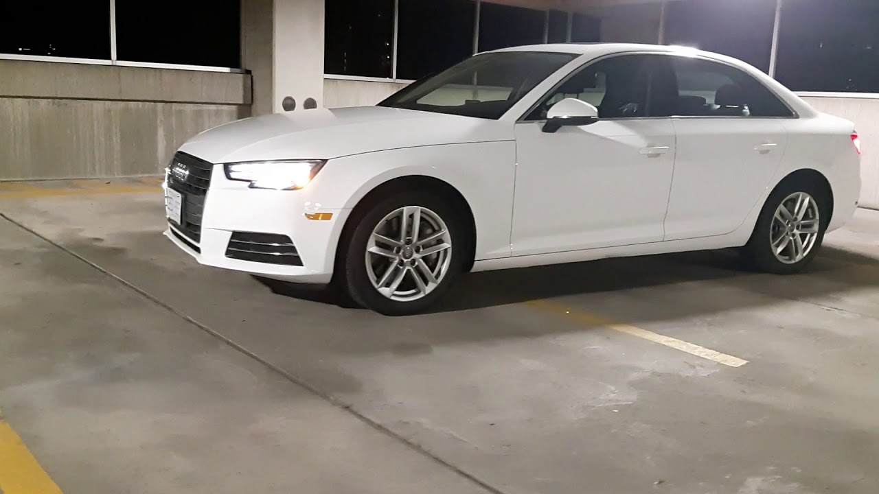 Комплектация base audi