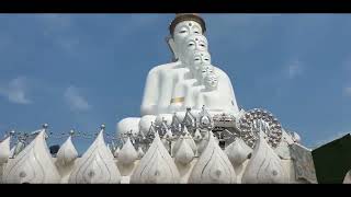 A visit to Wat Phrathat Sorn kaew in the mountains of Phetchabun Thailand.