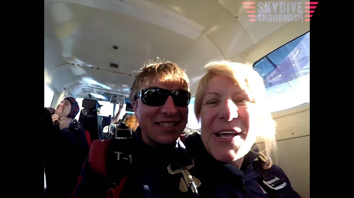 Renee Spooner's Tandem skydive!