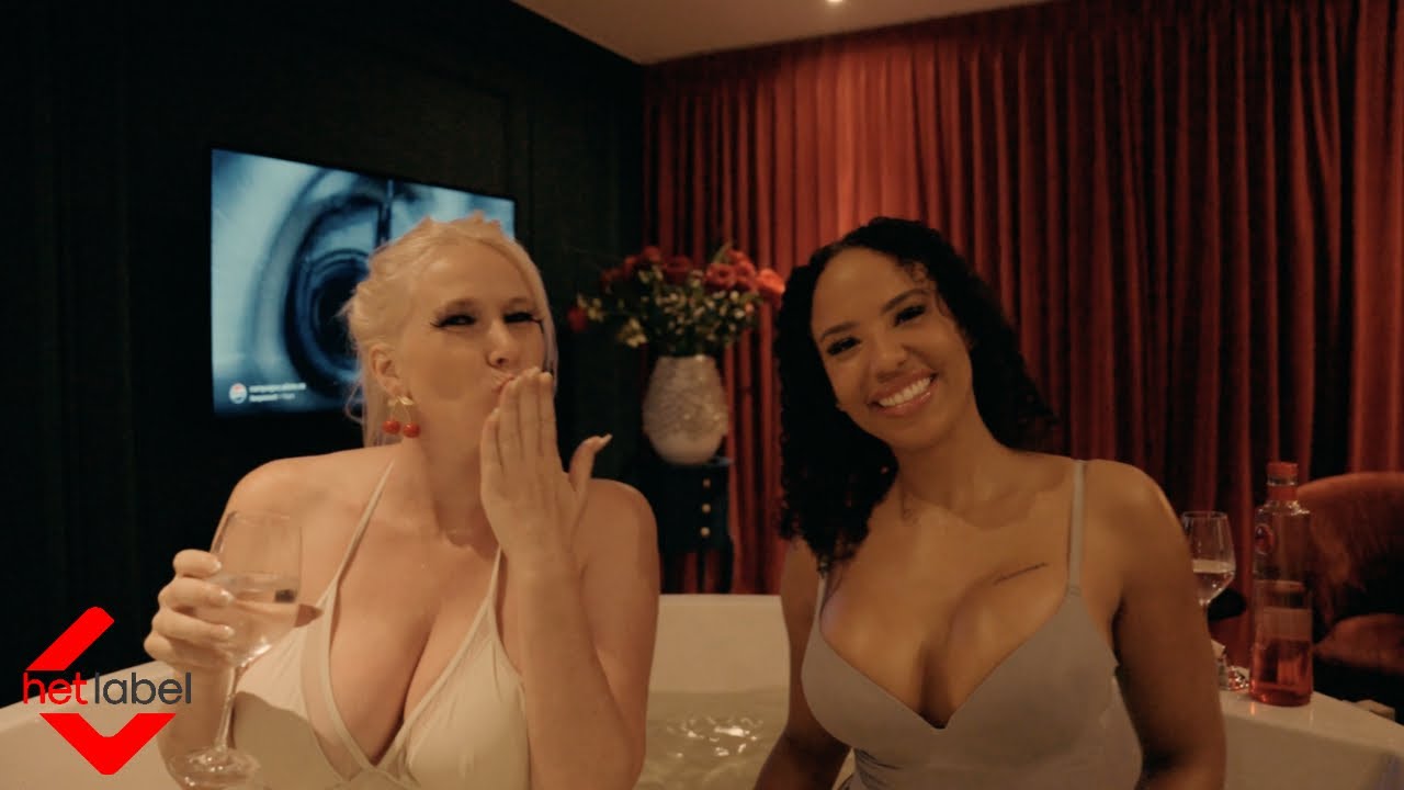 >IrisQueen x Romy Indy – Batra Tussen Me Boobs