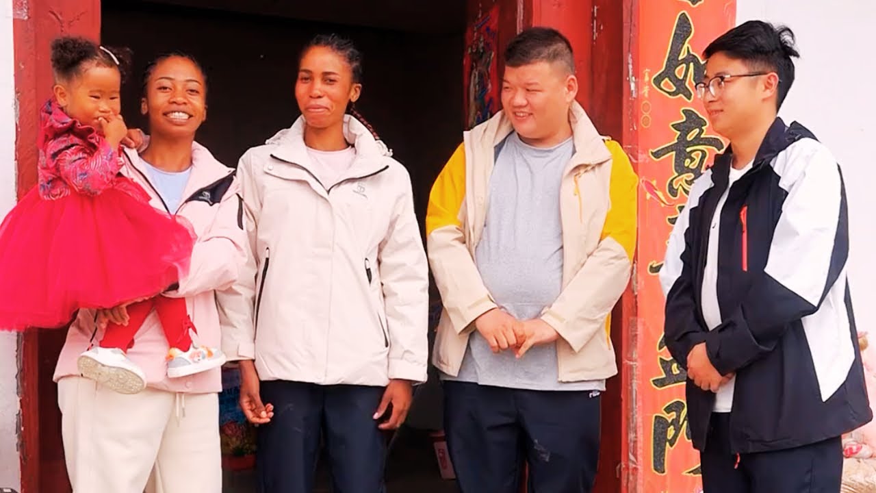 Chinese netizens saw that Xiao Liu and Lawu had returned to China a week ago
