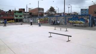 La Linea Con Estas Dos Liendras