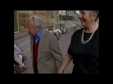Max Jaffa leaves Scarborough - news report - Look North 1986