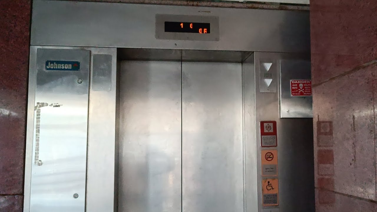Johnson traction elevator | Q: 1000 кgs. | India, Jaipur, Shyam Nagar metro station |