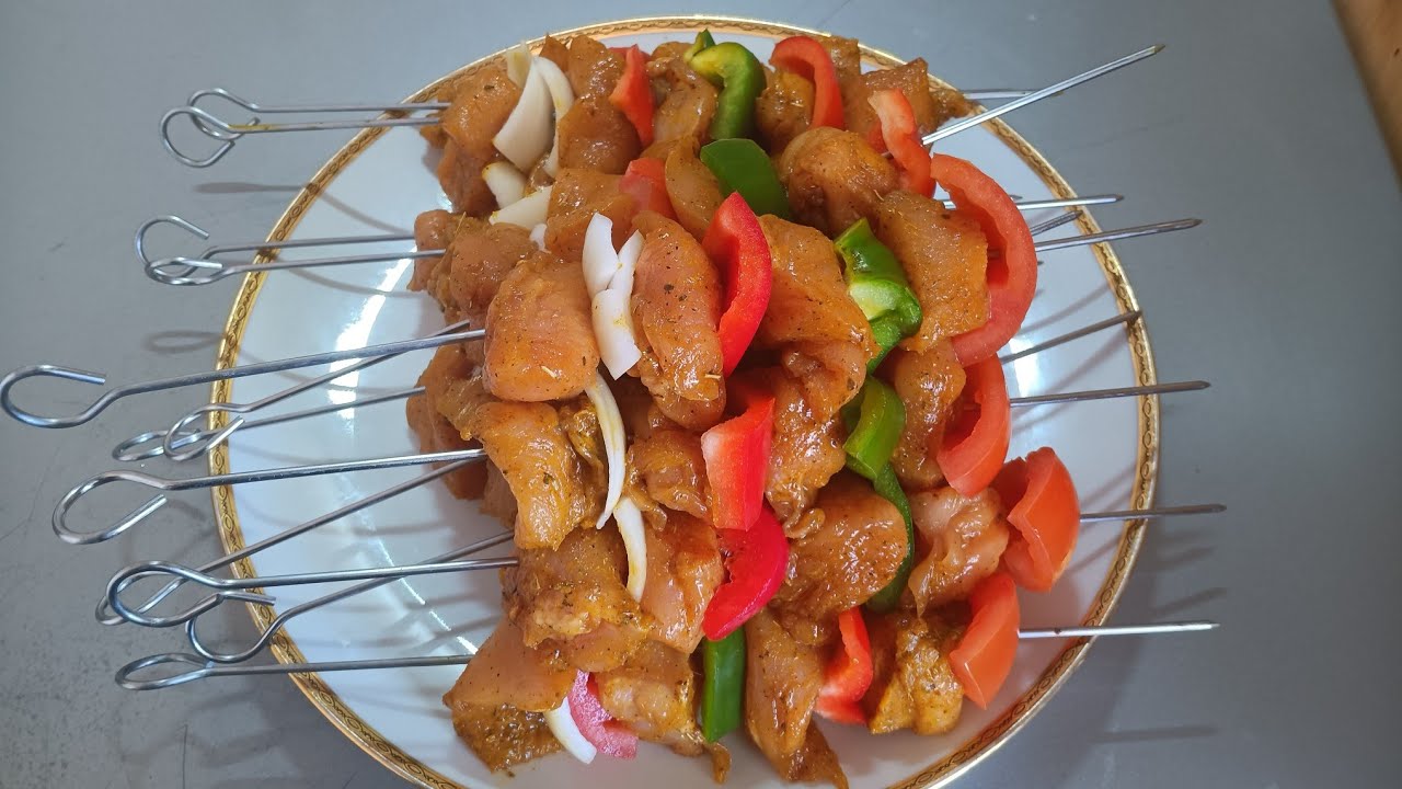 Brochettes poulet. Spaghetti sauce Bolognaise. #Recette #cuisinenourriture #recettesimple #subscri.