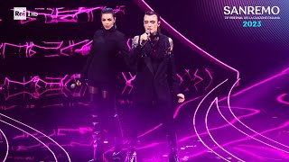 Sanremo 2023 - Rosa Chemical con Rose Villain cantano 'America'