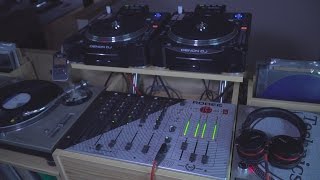 Zitro - Comparison Comparativa Rodec Mx180 Original Vs Limited Edition 50Th Anniversary