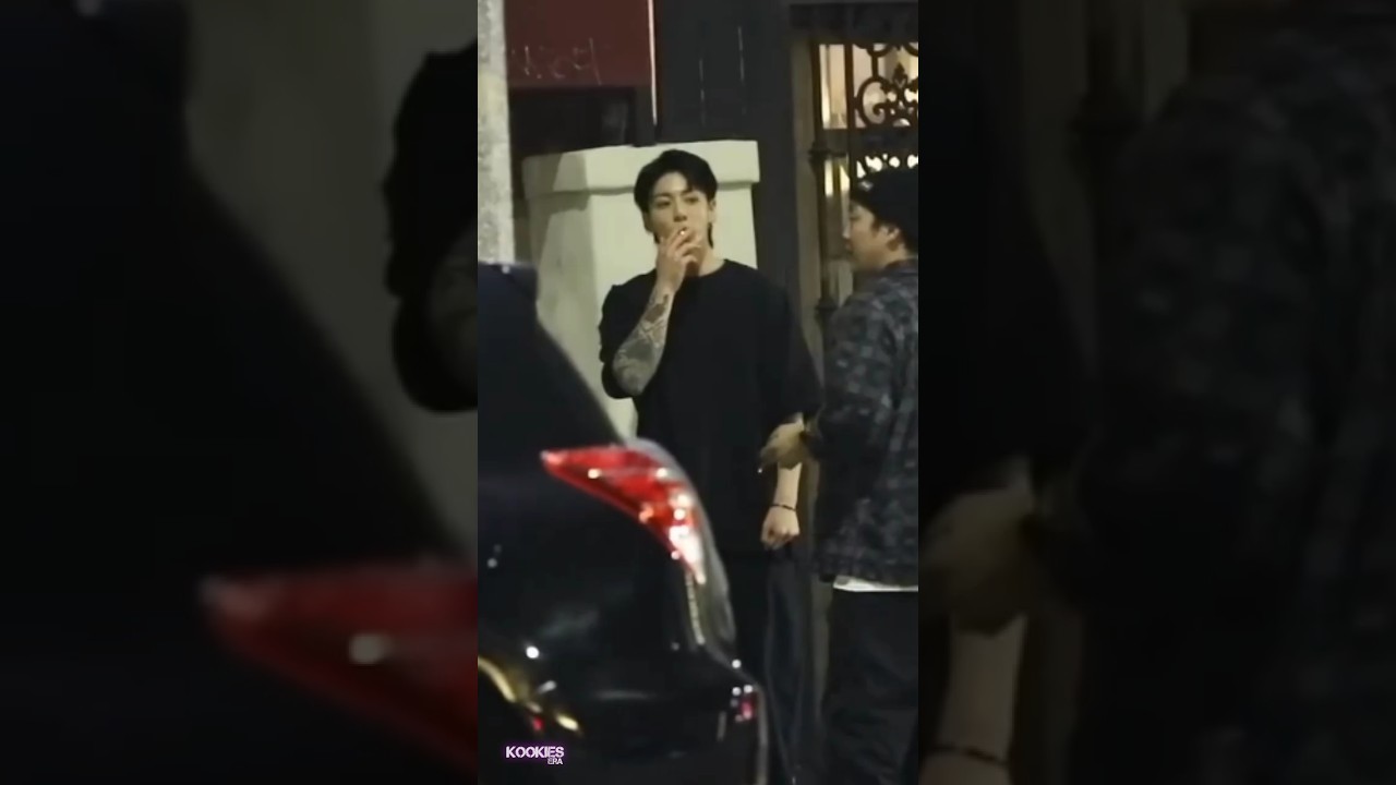 Damn!! is he really doing that?👀😶🔥#jungkook#kpop#jeonjungkook#btsarmy#btsshorts#youtubeshorts#bts