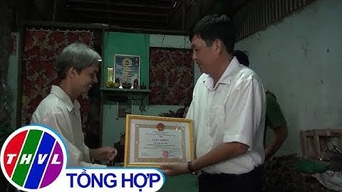 THVL | Khen thưởng người nhặt được 50 triệu đồng giao nộp công an