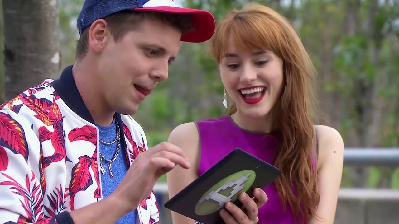 Fab And Chic Soy Luna