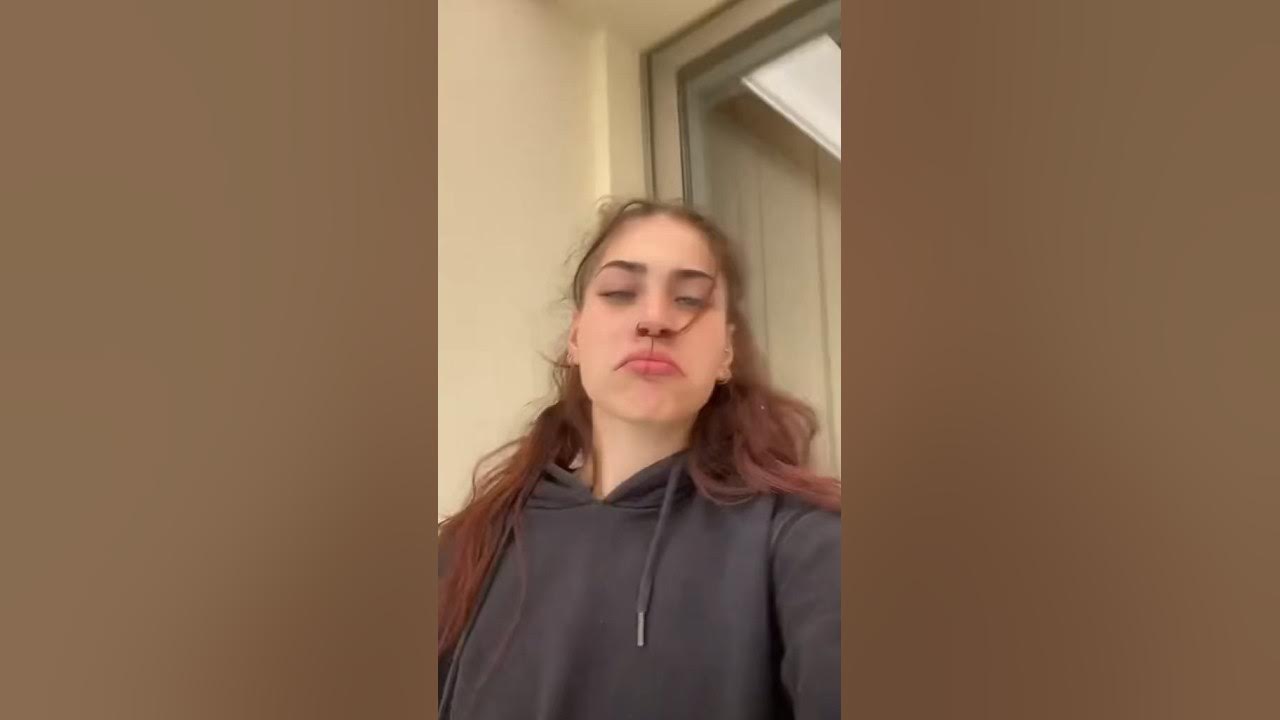 Viviolix difende Vittoria Lazzari🔥 youtubeshorts shortvideo YouTube