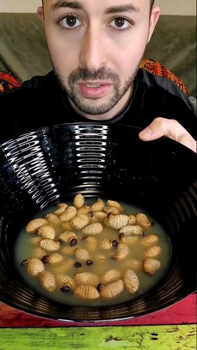 تجربة دودة القز المشوية #تيك_توك #tiktok #تجربة #يوتيوب #فيديو #اكسبلور #مشاهدات #حشرات #اكل