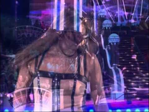 Дәретхана сағатындағы жасырын камераны мастурбациялау Сексуалды сұлуларды қараңыз