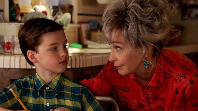 Watch Young Sheldon: Young Sheldon 100th Episode Preview - Full show on  Paramount Plus