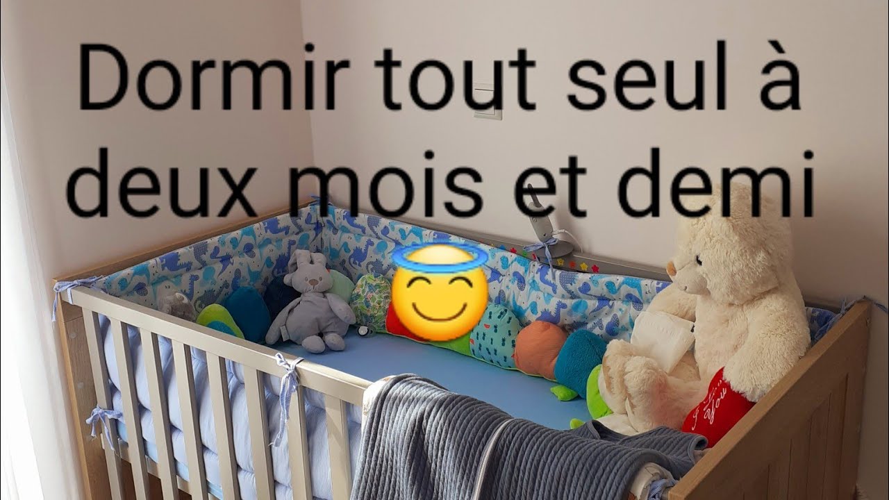 Bébé dort dans sa chambre à 2 mois et demi YouTube — free download