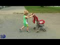 Как мама Никита катает коляску # Вaby play