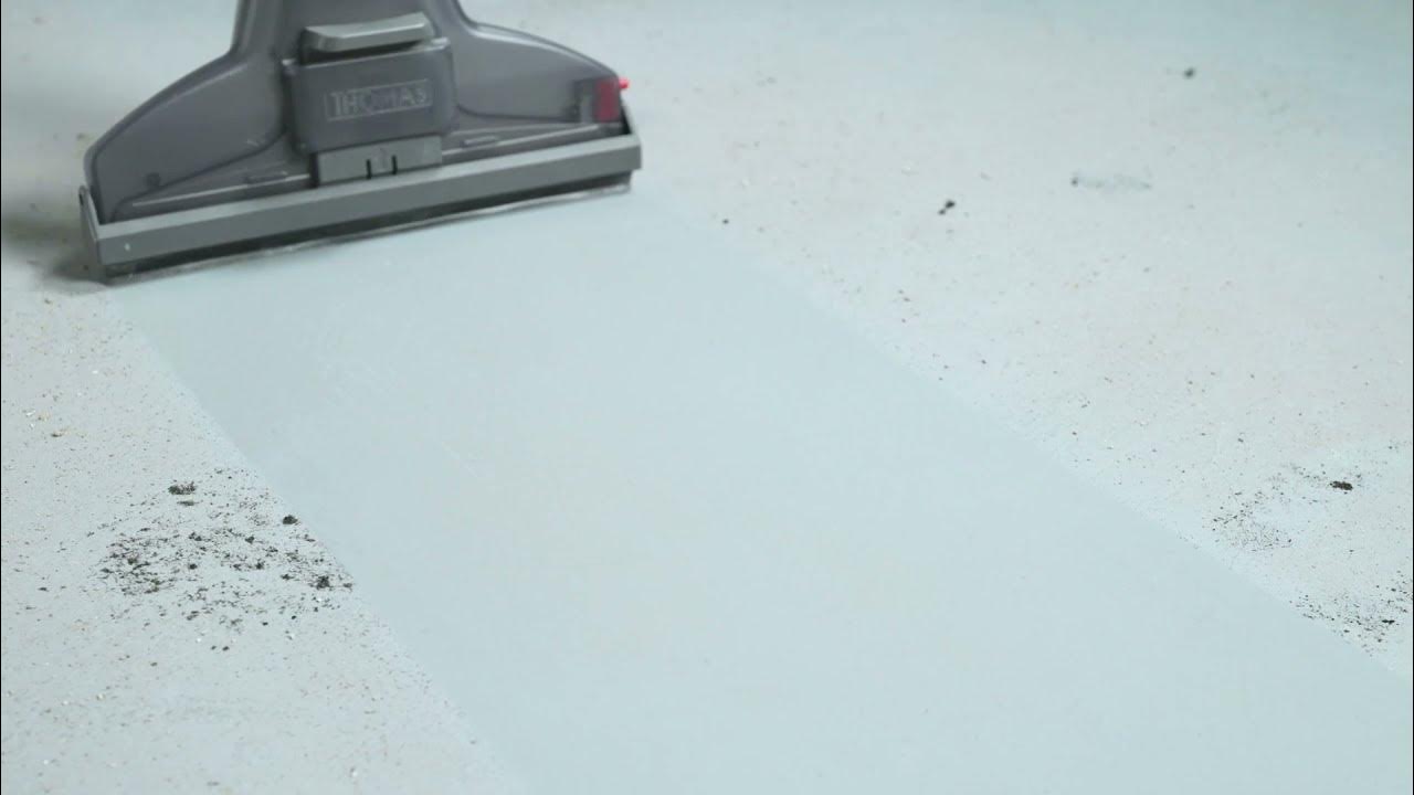 Мойка пола пылесосом Thomas - YouTube