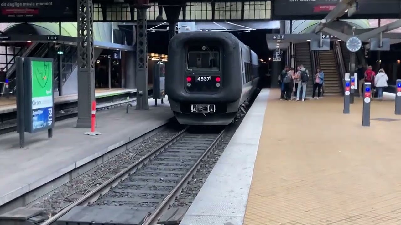 Tåg i Köpenhamn, Danmark 🇩🇰🇩🇰🇩🇰🇩🇰