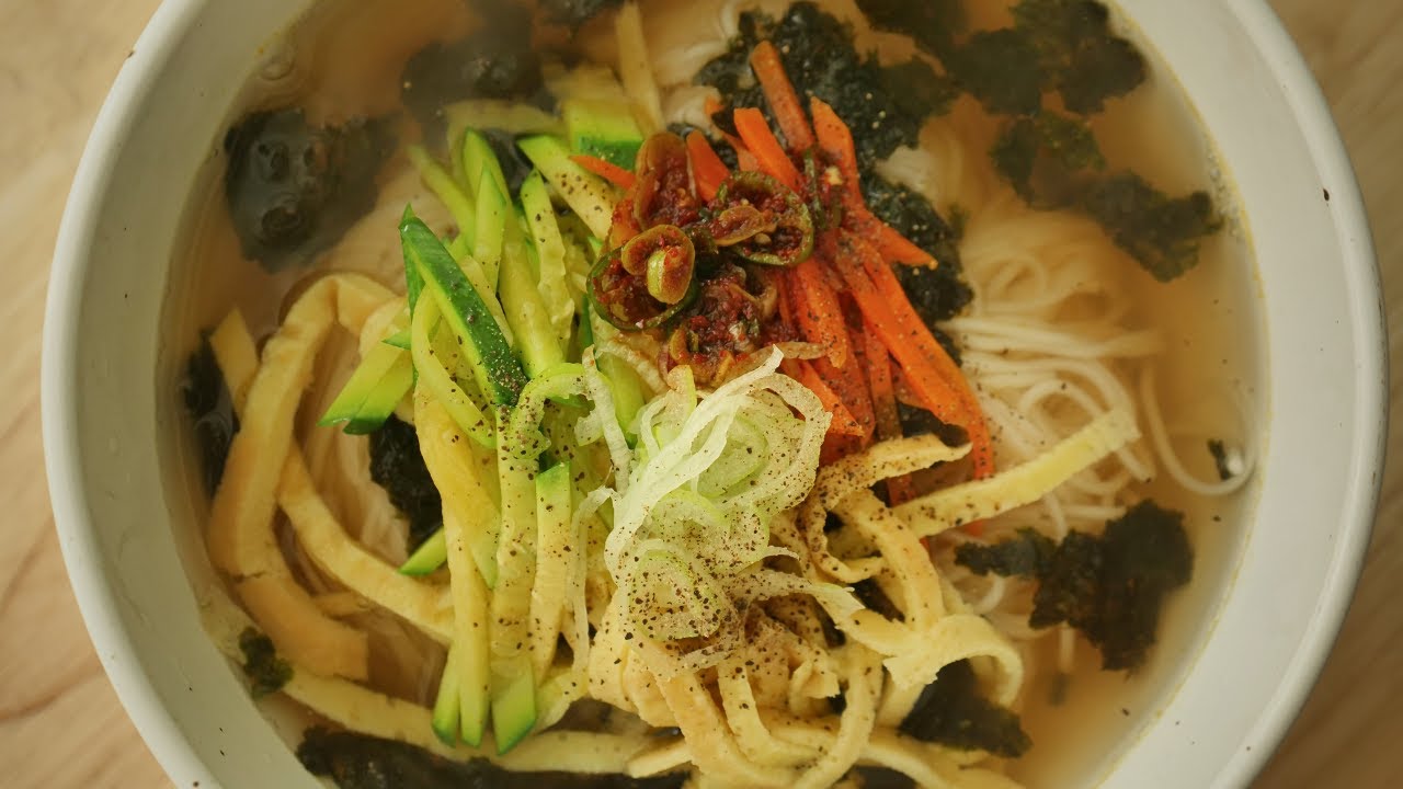 Korean Noodle Soup/Healthy Delicious Noodle that warm your heart like a
