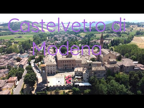 Travel Italy: Castelvetro di Modena