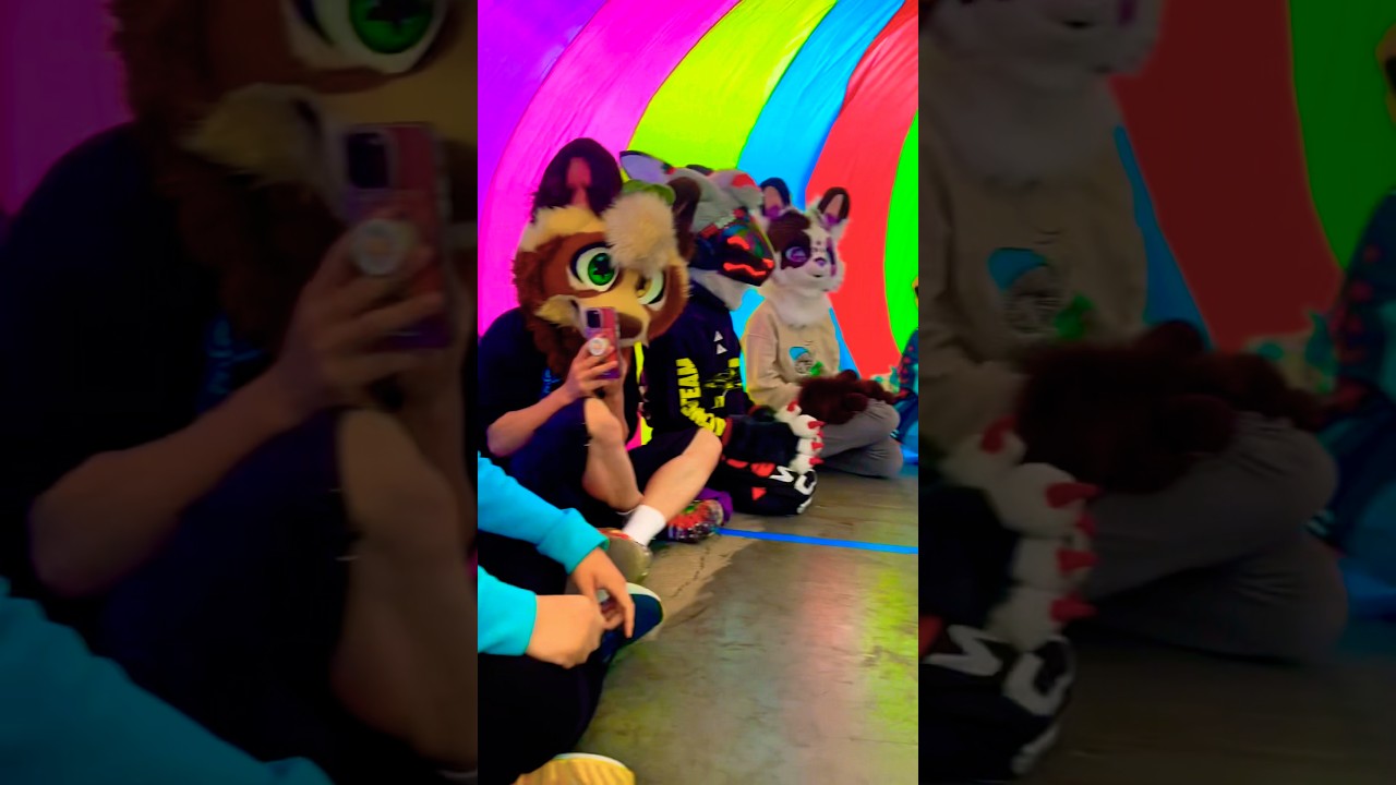 i almost fell asleep it was so comfy 😭 #furry #fursuit #furries #shorts