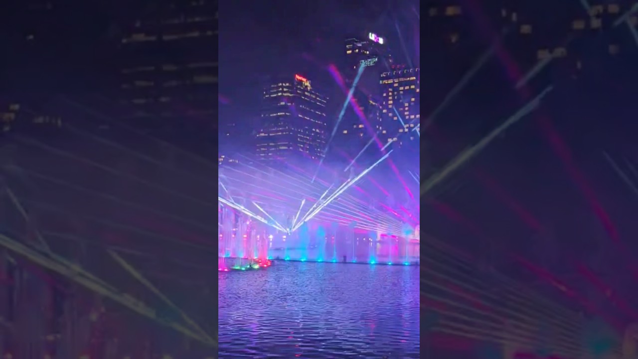 Symphony light show at KLCC, happening until 15th Dec, Fri, Sat & Sun 8.30 9 9.15 9.30 10