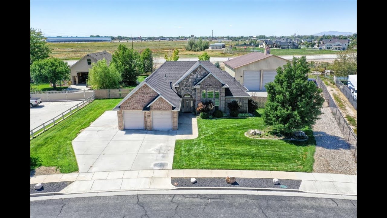 Welcome to your dream oasis in Farr West Utah!