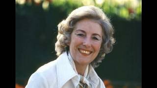 Dame Vera Lynn - The Holy City chords