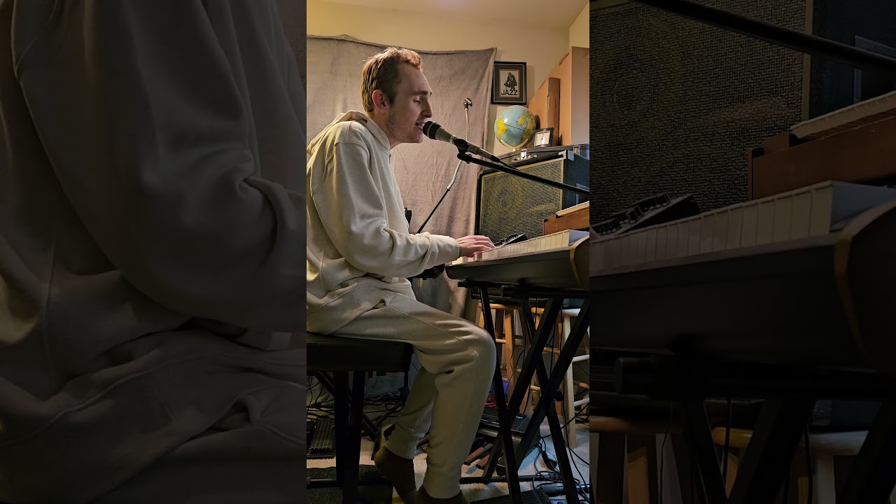 Wake up to some Golden Slumbers on this #throwbackthursday #musician #singer #thebeatles #fyp #music