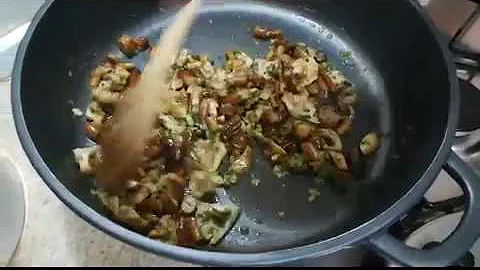 Come si fanno bollire i funghi?