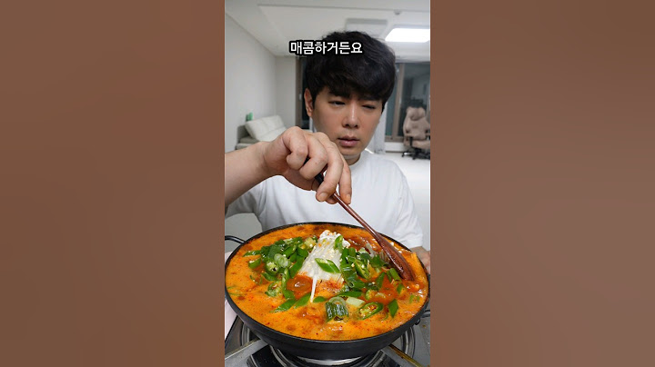 해장에는 매콤한 김치찌개